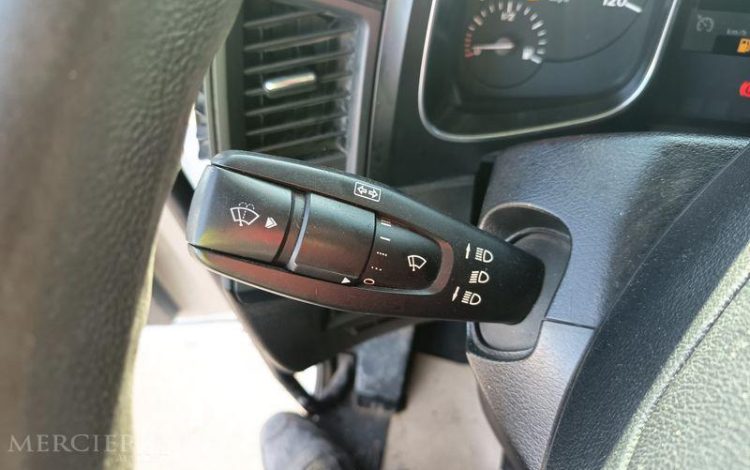 MERCEDES ACTROS 1845 – PTRA : 44 TONNES – DIESEL – 664614 KMS – ANNEE 2015 BLANC DT-318-EJ