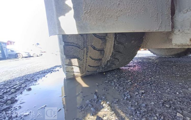 MERCEDES ACTROS 1845 – PTRA : 44 TONNES – DIESEL – 664614 KMS – ANNEE 2015 BLANC DT-318-EJ