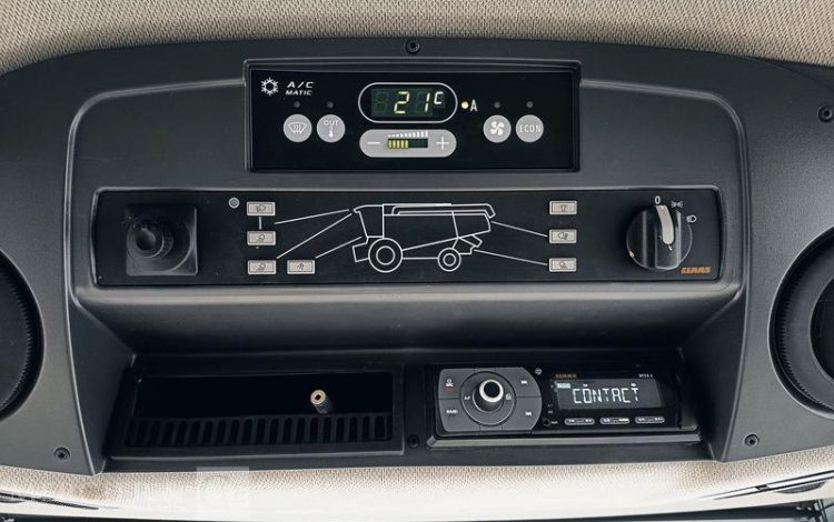 CLAAS MOISSONNEUSE BATTEUSE TUCANO 440 – DIESEL – 1576 HEURES – ANNEE 2015  DT-384-FC