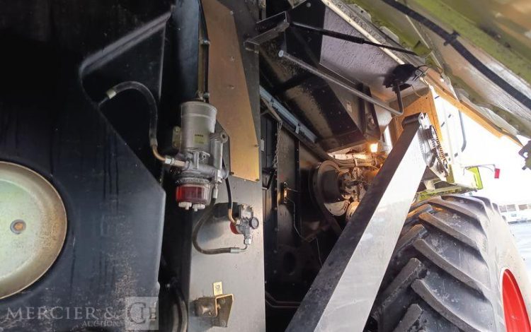 CLAAS MOISSONNEUSE BATTEUSE TUCANO 440 – DIESEL – 1576 HEURES – ANNEE 2015  DT-384-FC