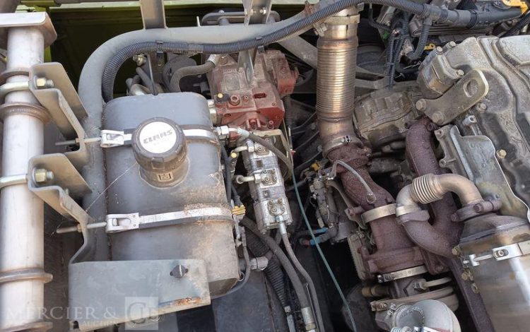 CLAAS MOISSONNEUSE BATTEUSE TUCANO 440 – DIESEL – 1576 HEURES – ANNEE 2015  DT-384-FC