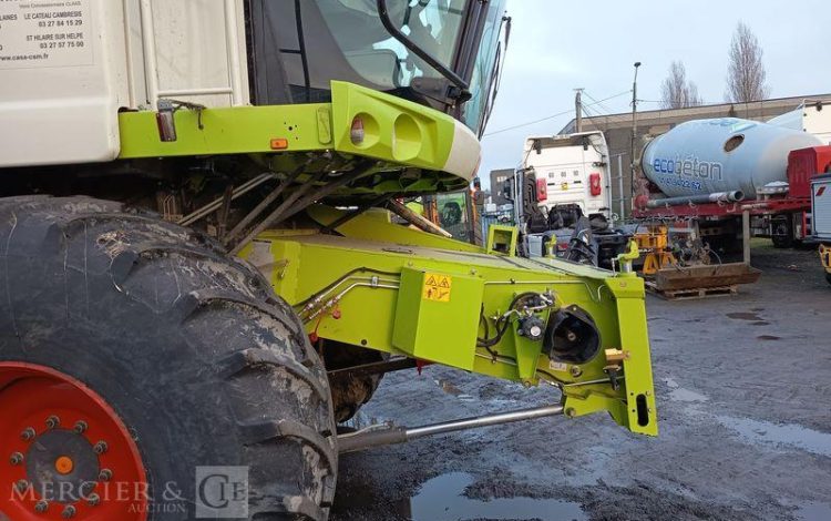 CLAAS MOISSONNEUSE BATTEUSE TUCANO 440 – DIESEL – 1576 HEURES – ANNEE 2015  DT-384-FC