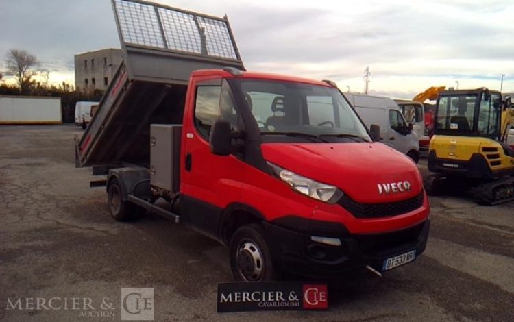 IVECO DAILY 35C13 BENNE SIMPLE CABINE COFFRE  DT-533-NR