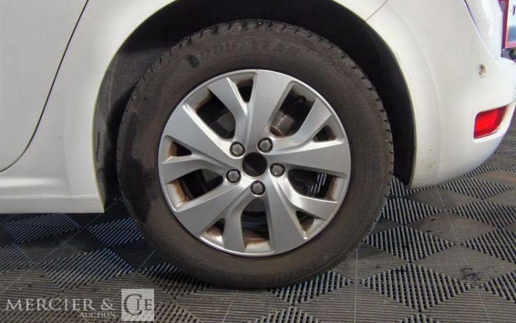 CITROEN C4 PICASSO 1.6 E-HDI 115CH INTENSIVE ETG BLANC EA-533-LZ