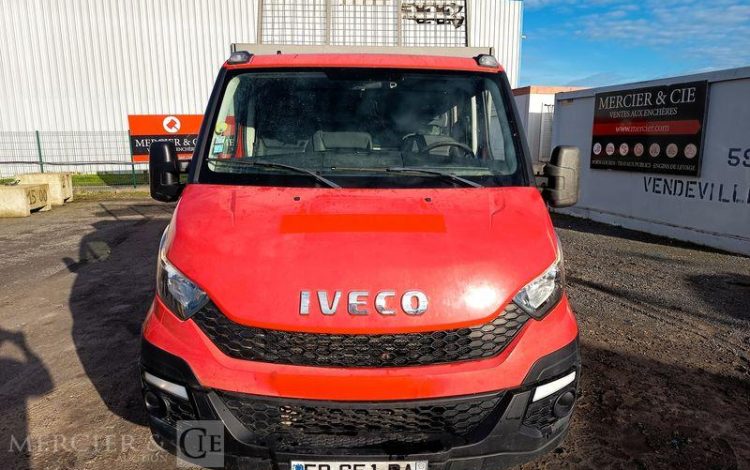 IVECO 35C13 BENNE SIMPLE CABINE COFFRE  EB-651-DA