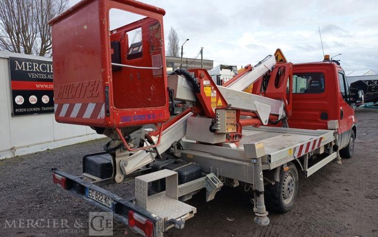 MULTITEL DAILY AVEC NACELLE MULTITEL MX170 16M – NON ROULANT  EC-822-KC