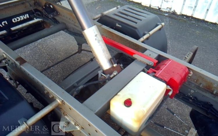 IVECO 35C13 BENNE SIMPLE CABINE COFFRE  EF-183-JA