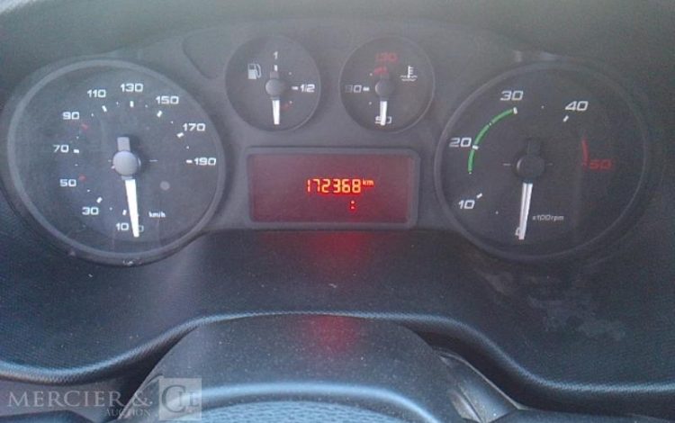 IVECO 35C13 BENNE SIMPLE CABINE COFFRE  EF-183-JA