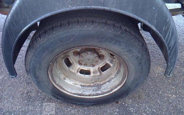 IVECO 35C13 BENNE SIMPLE CABINE COFFRE  EF-183-JA