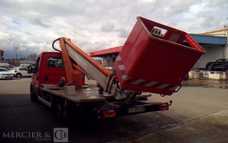 MULTITEL DAILY AVEC NACELLE MULTITEL MT202DS 20M  EK-383-LM