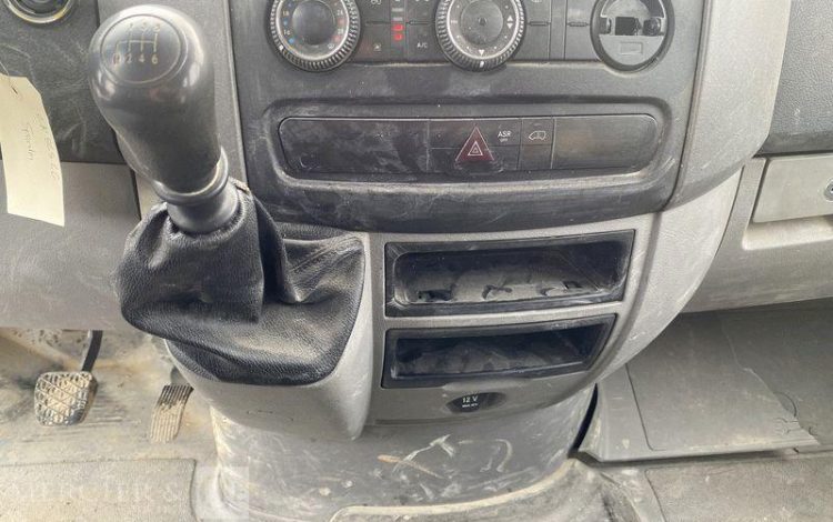 MERCEDES SPRINTER 314 3T5 6 PL DB CROCHET BLANC EK-725-LG