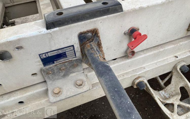 MERCEDES SPRINTER 314 3T5 6 PL DB CROCHET BLANC EK-725-LG