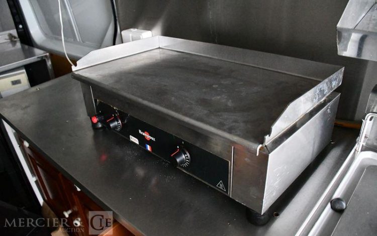 RENAULT FOOD TRUCK FOURGON 2.3 DCI 130 35 L3H2 BLANC EP-924-NH