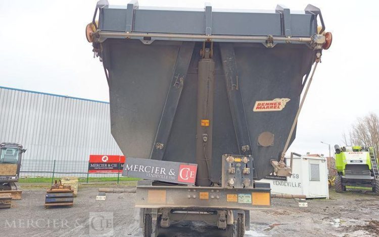 BENALU SEMI REMORQUE BENNE BASCULANTE – 3 ESSIEUX – PTAC 38 TONNES – ANNEE 2017  EQ-235-EH