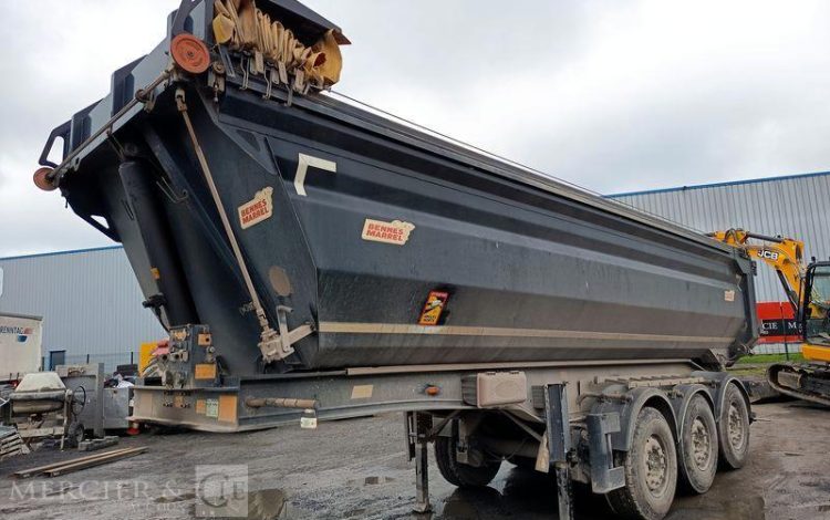 BENALU SEMI REMORQUE BENNE BASCULANTE – 3 ESSIEUX – PTAC 38 TONNES – ANNEE 2017  EQ-235-EH