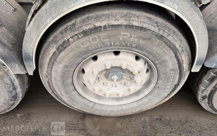 BENALU SEMI REMORQUE BENNE BASCULANTE – 3 ESSIEUX – PTAC 38 TONNES – ANNEE 2017  EQ-235-EH