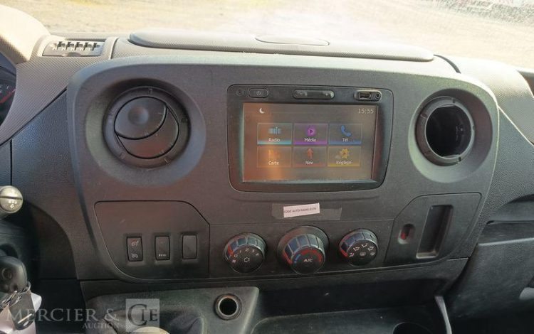 RENAULT MASTER AVEC NACELLE VERSALIFT ETL32-125 12A14M  ET-155-RJ