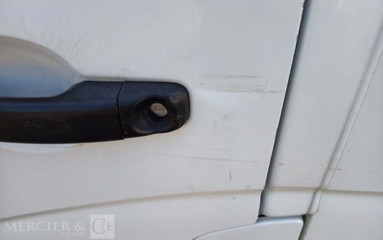 RENAULT MASTER AVEC NACELLE VERSALIFT ETL32-125 12A14M  ET-155-RJ