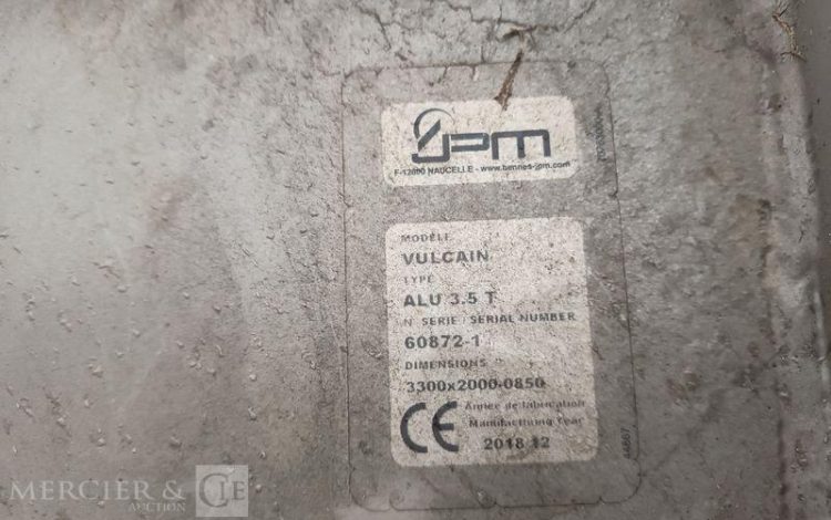 IVECO 35C12 BENNE SIMPLE CABINE COFFRE  EW-901-XS