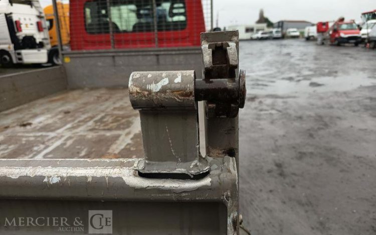 IVECO 35C12 BENNE SIMPLE CABINE COFFRE  EW-901-XS