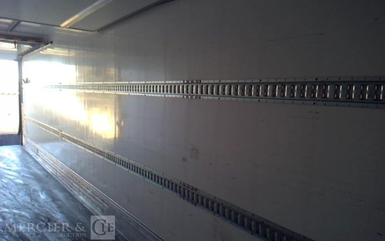 IVECO STRALIS 330E6 CAISSE HAYON FRIGO 6X2 PTAC 26T BLANC EX-153-FB