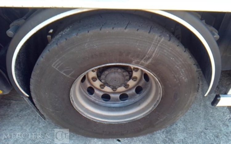 IVECO STRALIS 330E6 CAISSE HAYON FRIGO 6X2 PTAC 26T BLANC EX-153-FB