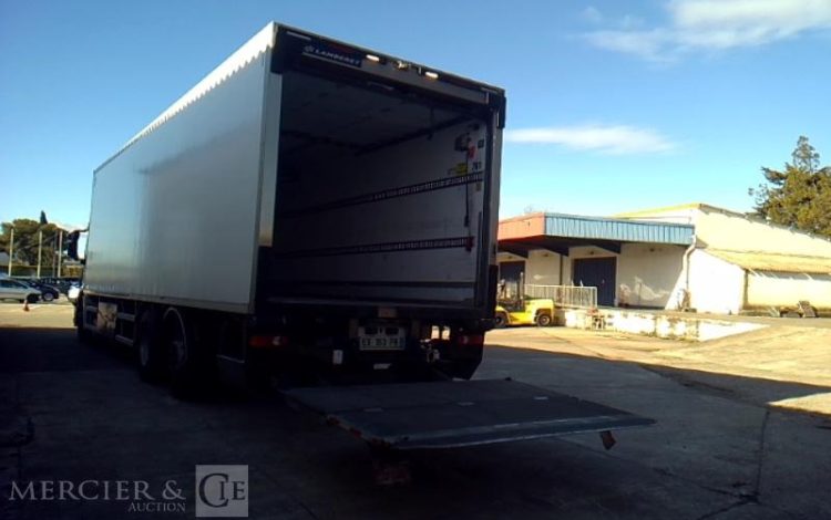 IVECO STRALIS 330E6 CAISSE HAYON FRIGO 6X2 PTAC 26T BLANC EX-153-FB