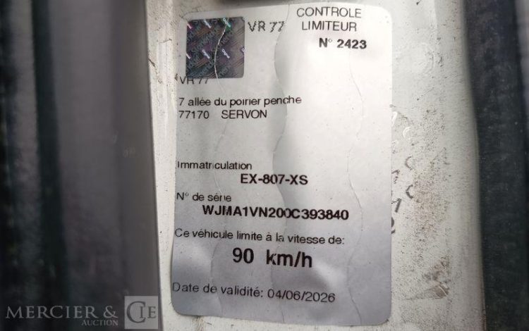 IVECO PORTEUR FOURGON GNC 19T  EX-807-XS