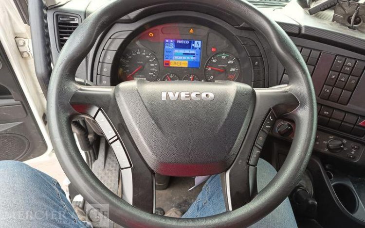 IVECO PORTEUR FOURGON GNC 19T  EX-807-XS