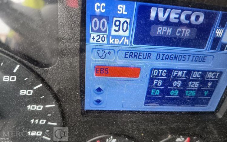 IVECO PORTEUR FOURGON GNC 19T  EX-807-XS