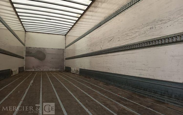 IVECO PORTEUR FOURGON GNC 19T  EX-807-XS