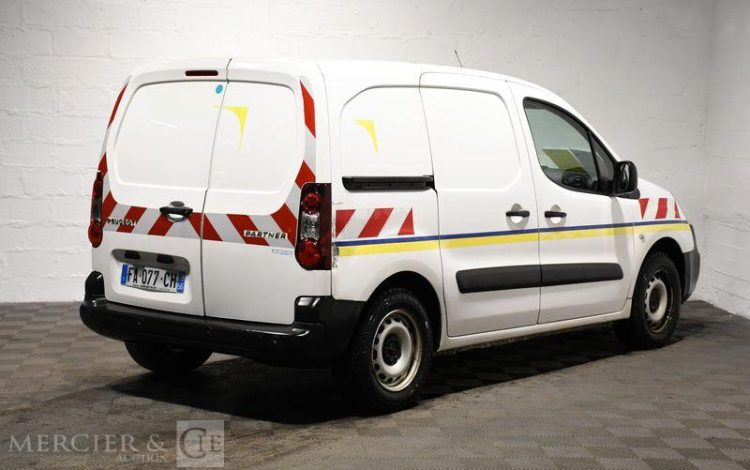 PEUGEOT PARTNER 1.6 BLUEHDI 100ch M PREMIUM PACK BLANC FA-077-CH