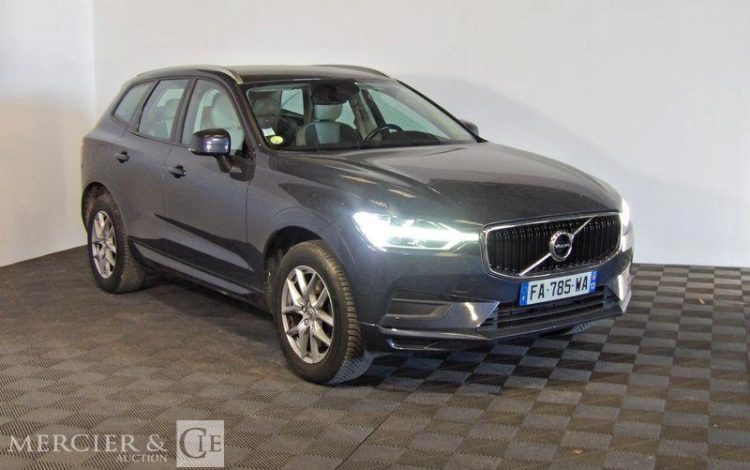 VOLVO XC60 2.0 D4 190ch MOMENTUM GEARTRONIC GRIS FA-785-WA