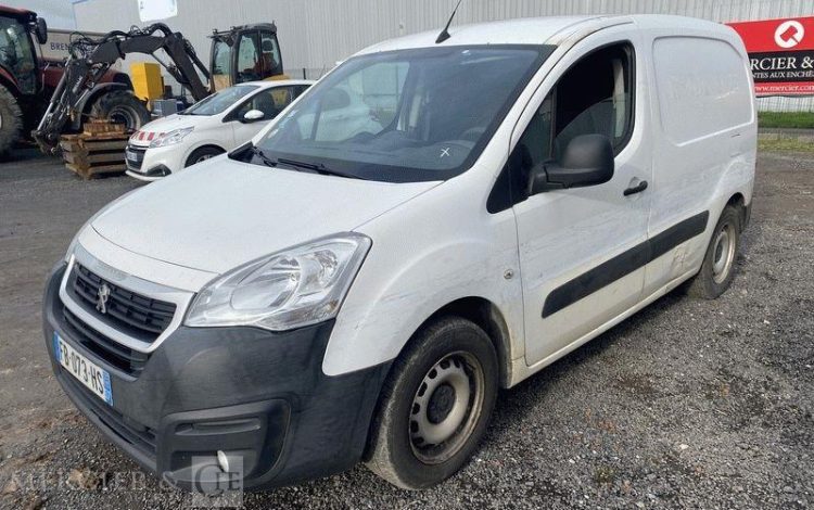 PEUGEOT PARTNER STD 100CH PACK BLANC FB-073-HS