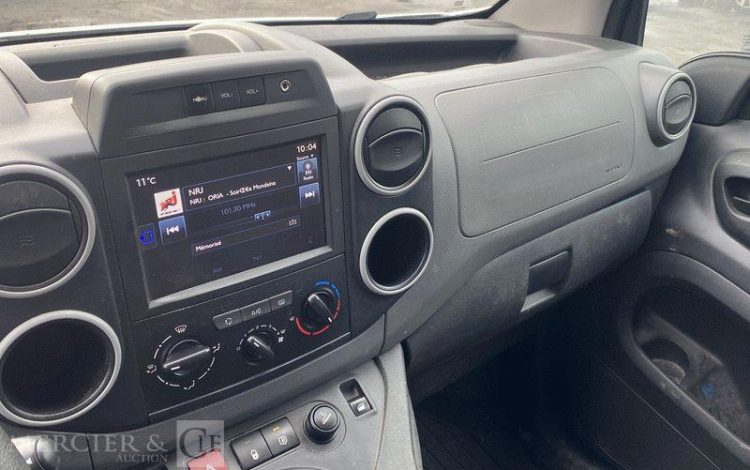 PEUGEOT PARTNER STD 100CH PACK BLANC FB-073-HS