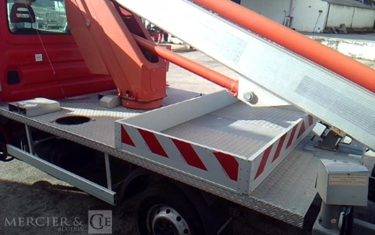 MULTITEL DAILY AVEC NACELLE MULTITEL MT222 22M  FC-052-AD