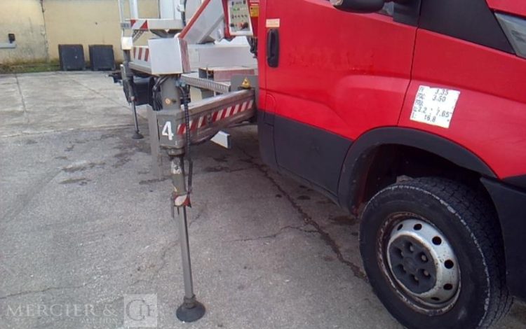 MULTITEL DAILY AVEC NACELLE MULTITEL MT222 22M  FC-052-AD