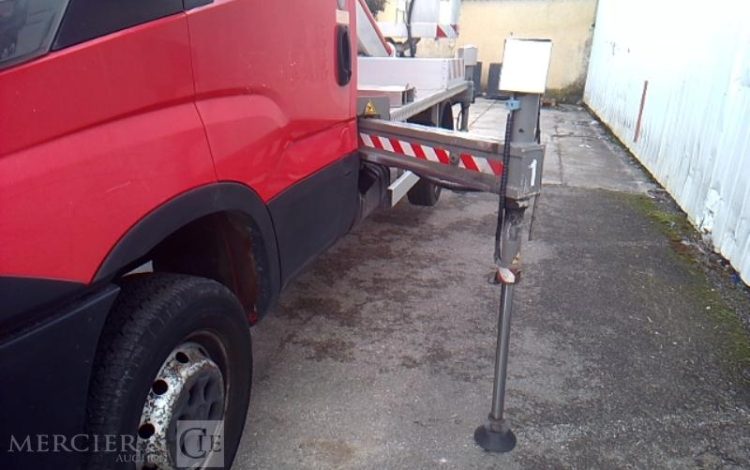 MULTITEL DAILY AVEC NACELLE MULTITEL MT222 22M  FC-052-AD