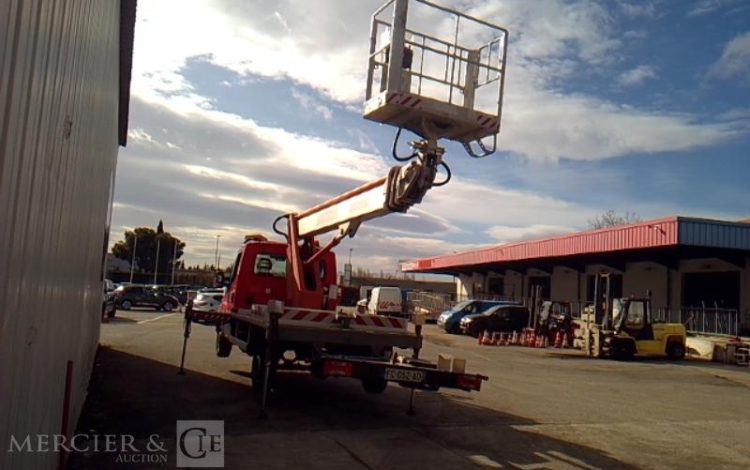 MULTITEL DAILY AVEC NACELLE MULTITEL MT222 22M  FC-052-AD