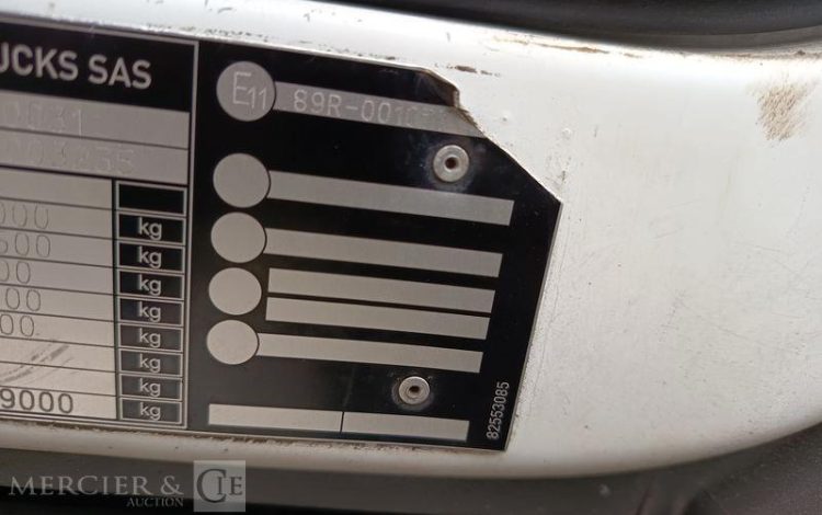 RENAULT D WIDE  FC-134-TY