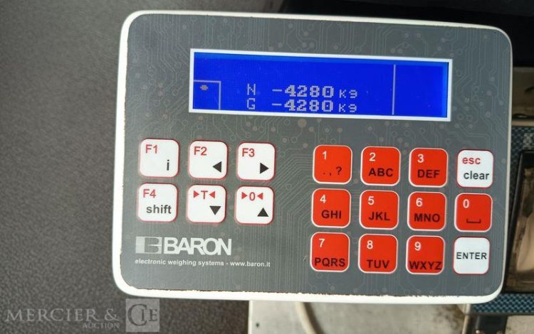 RENAULT D WIDE  FC-134-TY