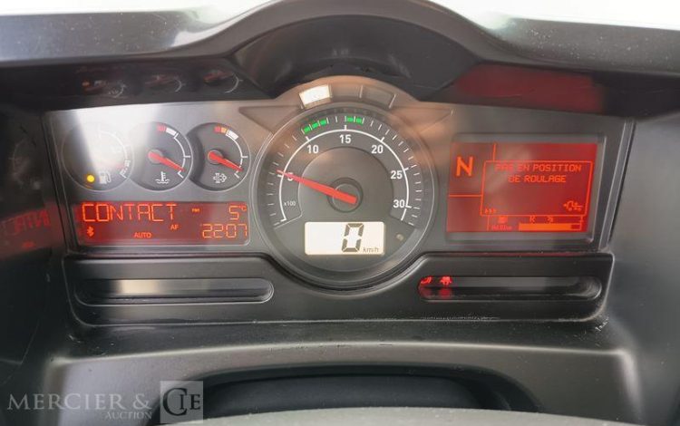 RENAULT D WIDE  FC-134-TY