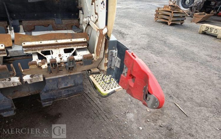 RENAULT D WIDE  FC-134-TY