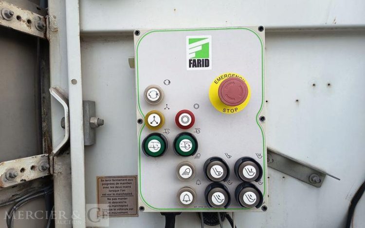 RENAULT D WIDE  FC-134-TY