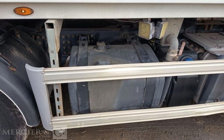 RENAULT D WIDE  FC-134-TY