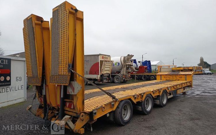 LOUAULT SEMI REMORQUE PORTE ENGIN SR34 3 ESSIEUX – PTAC 45 TONNES –  FC-354-HY