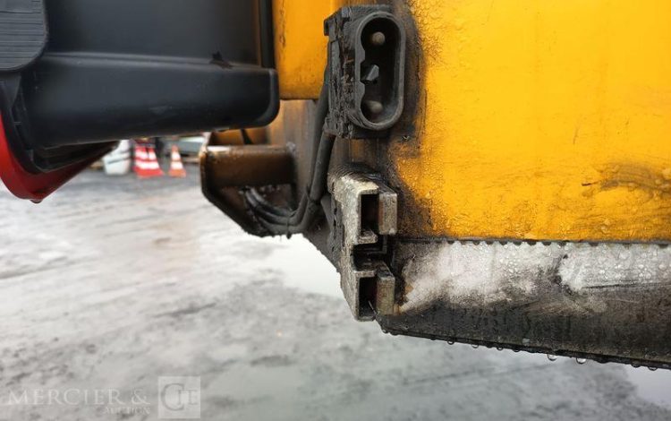 LOUAULT SEMI REMORQUE PORTE ENGIN SR34 3 ESSIEUX – PTAC 45 TONNES –  FC-354-HY