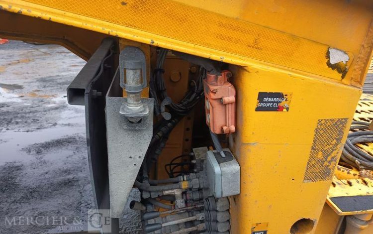 LOUAULT SEMI REMORQUE PORTE ENGIN SR34 3 ESSIEUX – PTAC 45 TONNES –  FC-354-HY