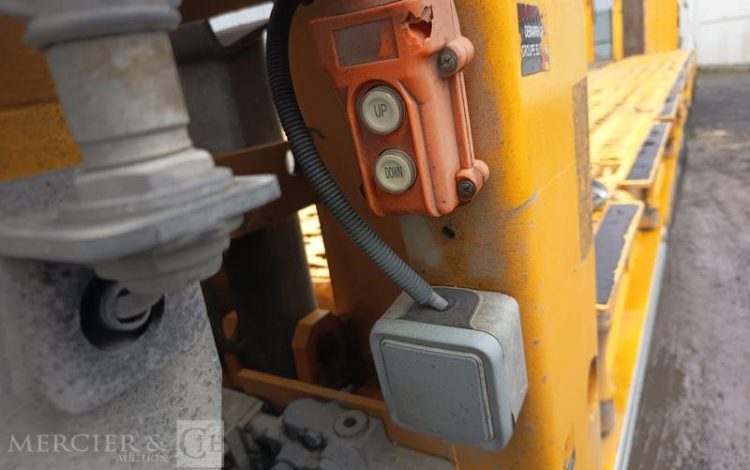 LOUAULT SEMI REMORQUE PORTE ENGIN SR34 3 ESSIEUX – PTAC 45 TONNES –  FC-354-HY
