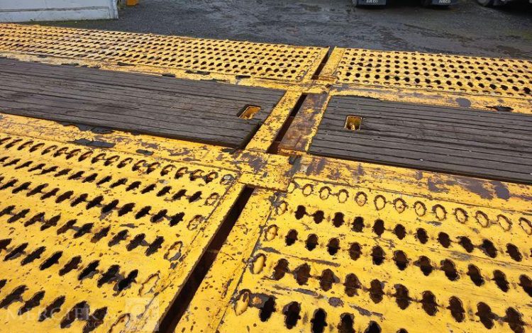 LOUAULT SEMI REMORQUE PORTE ENGIN SR34 3 ESSIEUX – PTAC 45 TONNES –  FC-354-HY